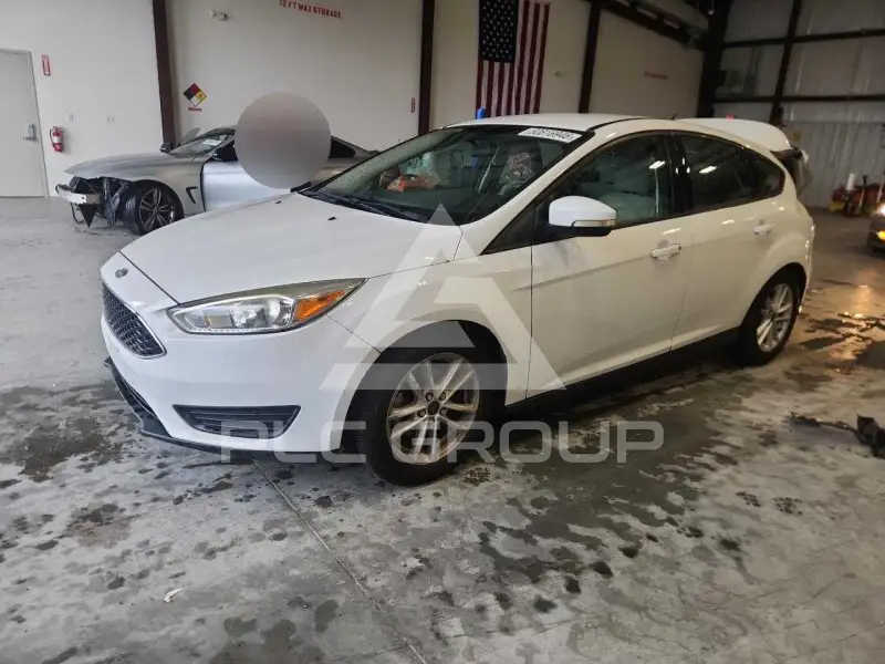 2016 Ford FOCUS фото