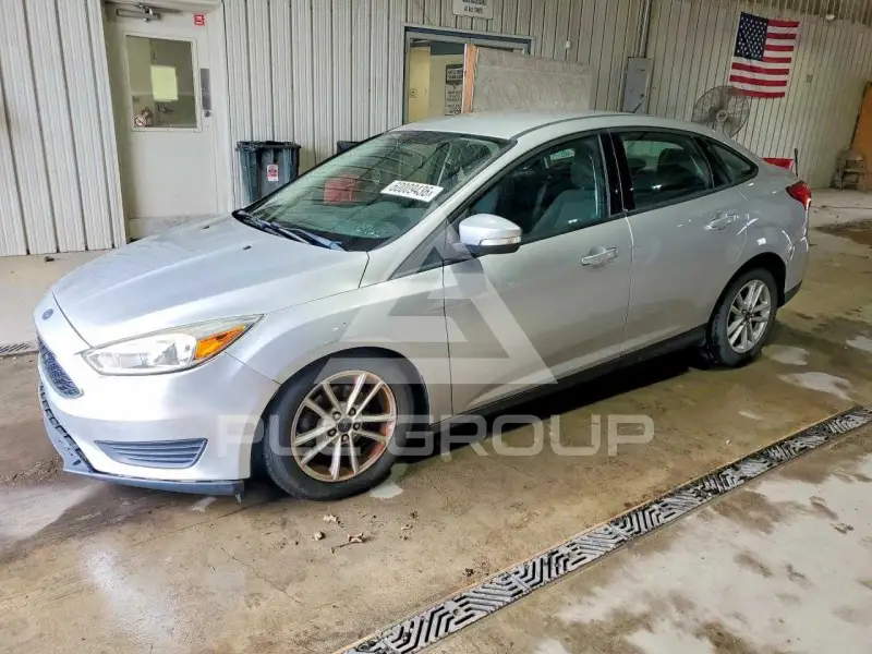 2016 Ford FOCUS фото