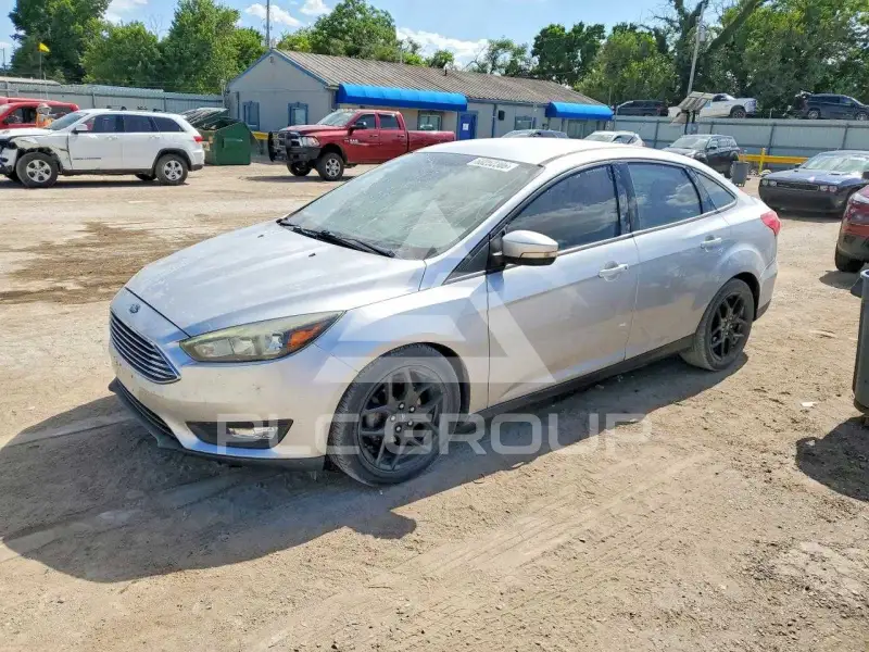 2016 Ford FOCUS фото