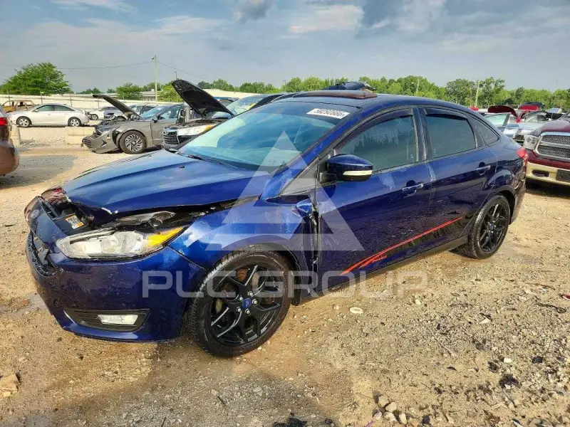 2016 Ford FOCUS фото