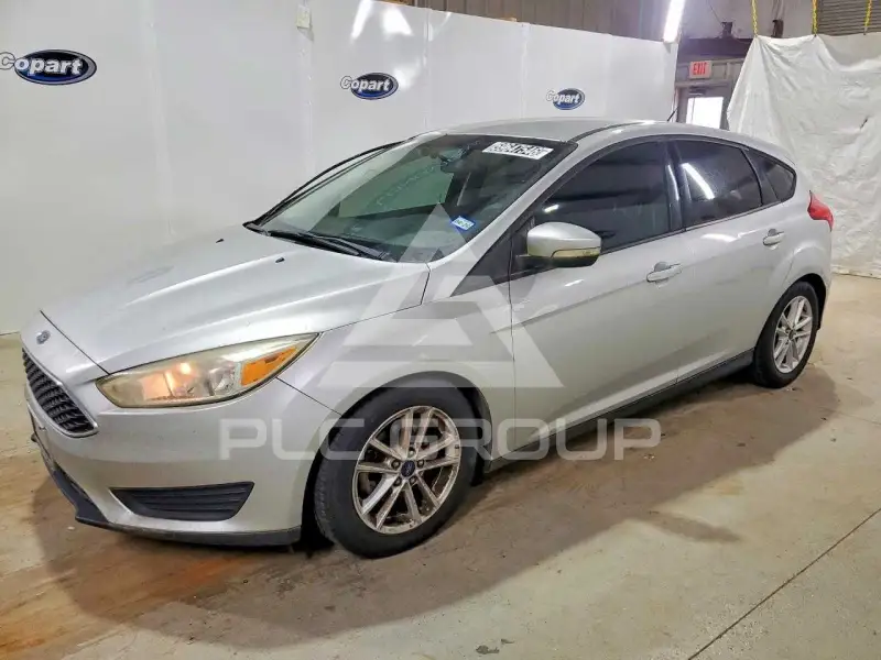 2016 Ford FOCUS photo
