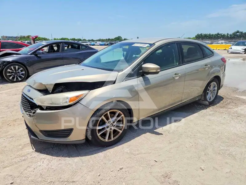 2016 Ford FOCUS photo