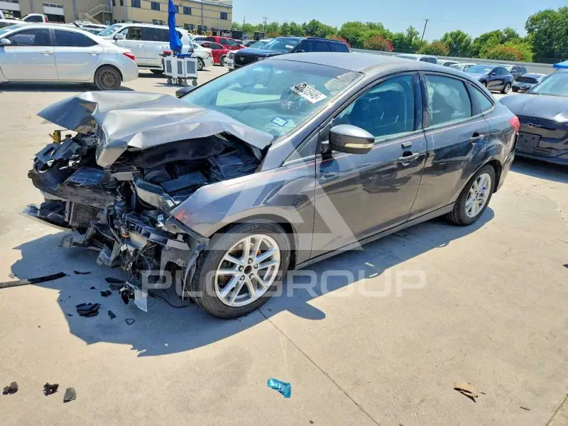 2016 Ford FOCUS photo