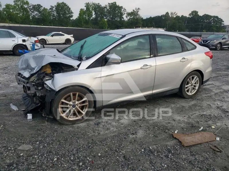 2016 Ford FOCUS фото