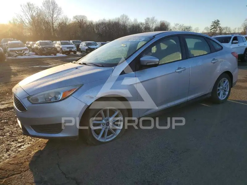 2016 Ford FOCUS photo