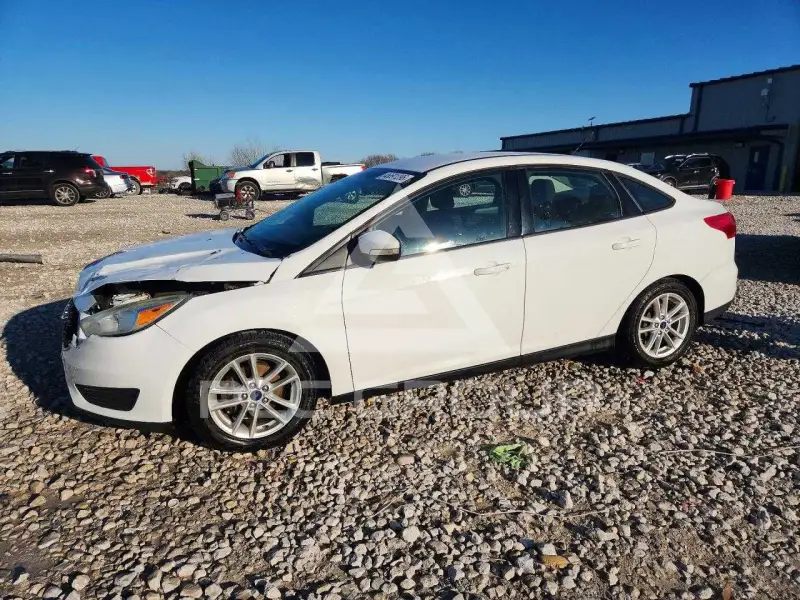 2016 Ford FOCUS фото