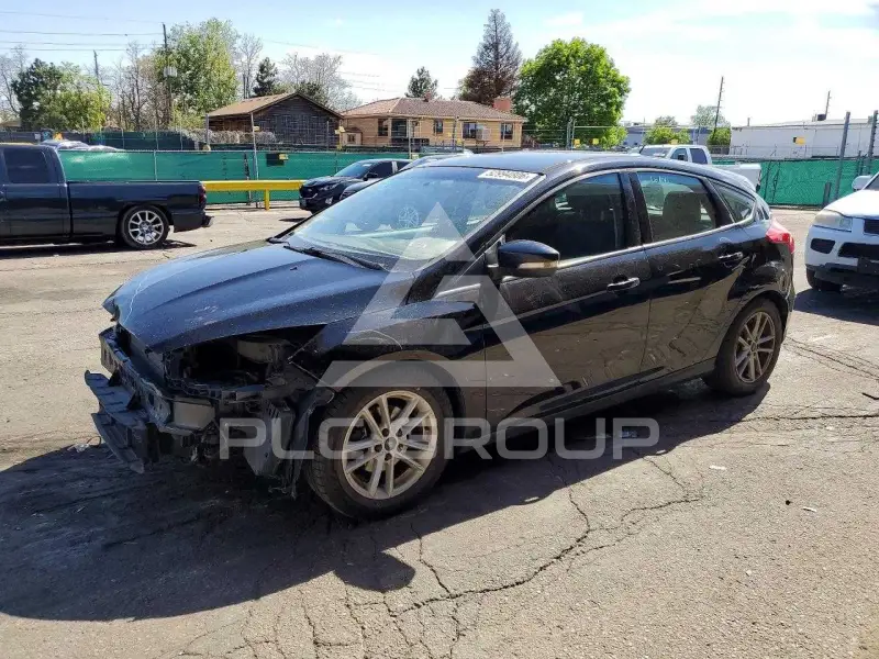 2016 Ford FOCUS фото