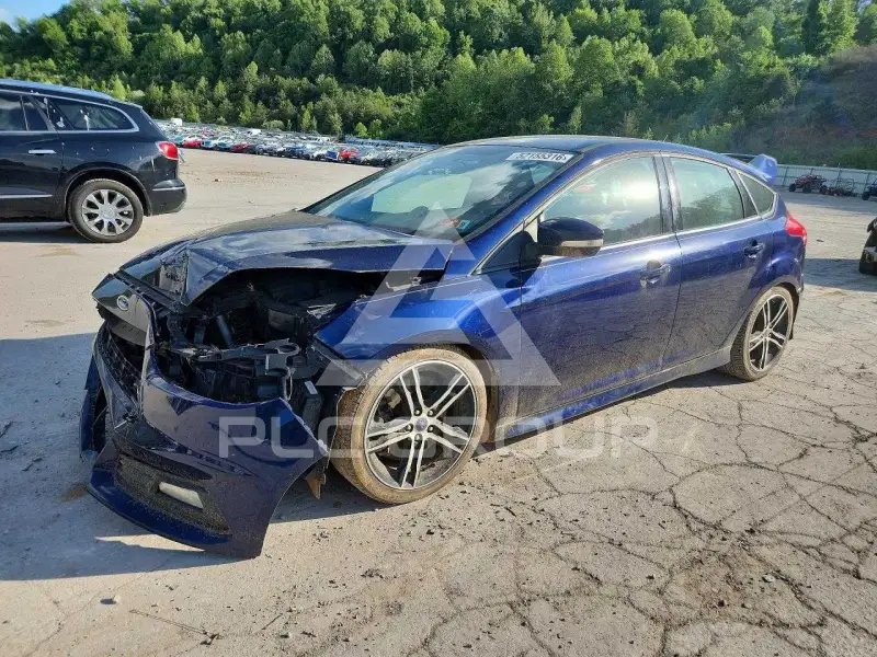2016 Ford FOCUS photo