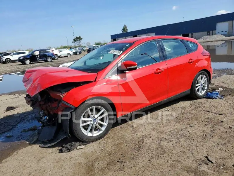 2016 Ford FOCUS photo