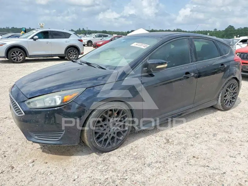 2016 Ford FOCUS фото