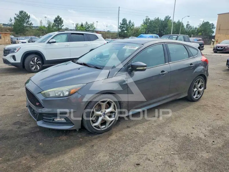 2016 Ford FOCUS photo