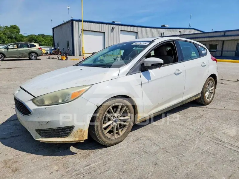 2016 Ford FOCUS фото