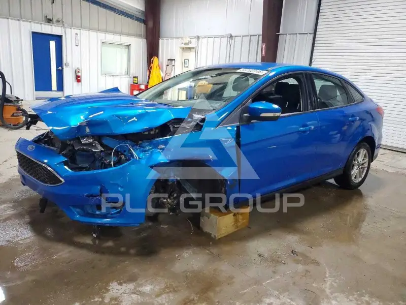 2016 Ford FOCUS фото