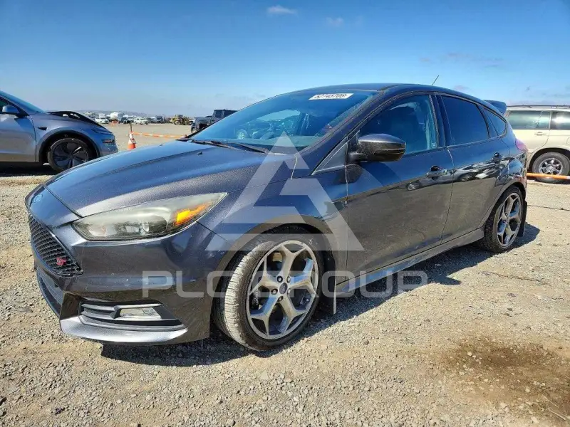 2016 Ford FOCUS фото