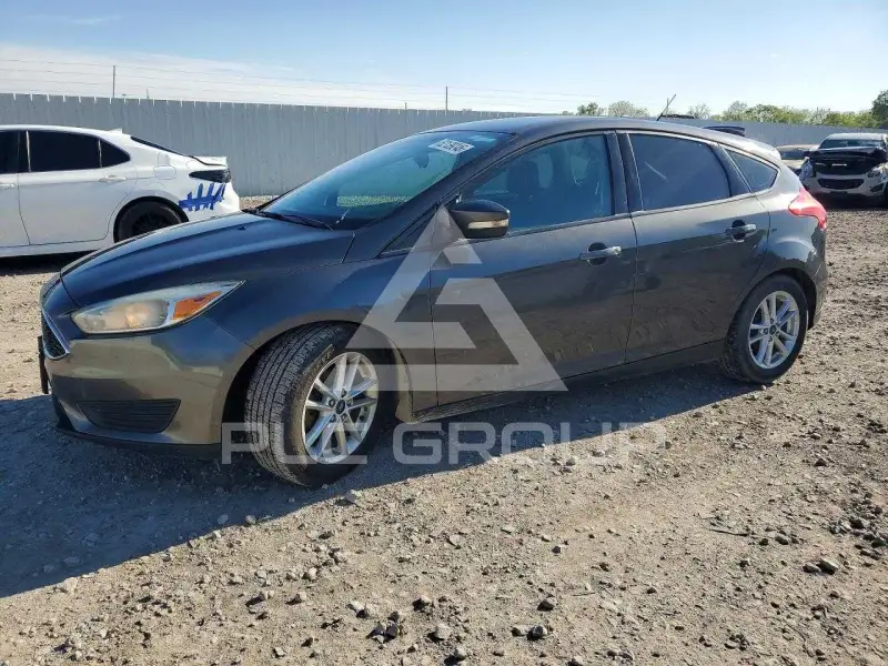 2016 Ford FOCUS photo