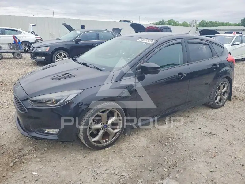 2016 Ford FOCUS фото
