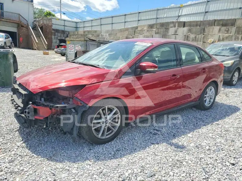 2016 Ford FOCUS фото