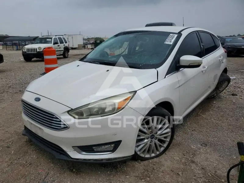 2016 Ford FOCUS фото
