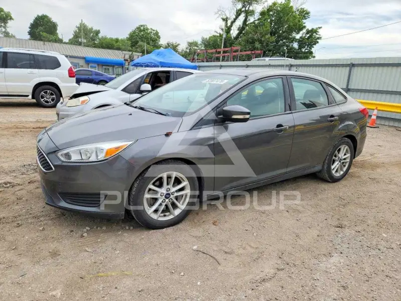 2016 Ford FOCUS фото
