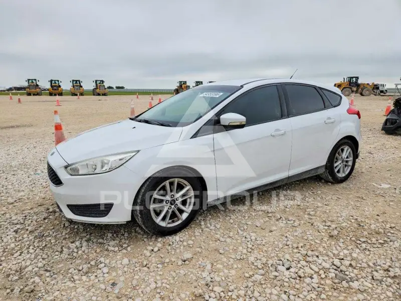 2016 Ford FOCUS photo