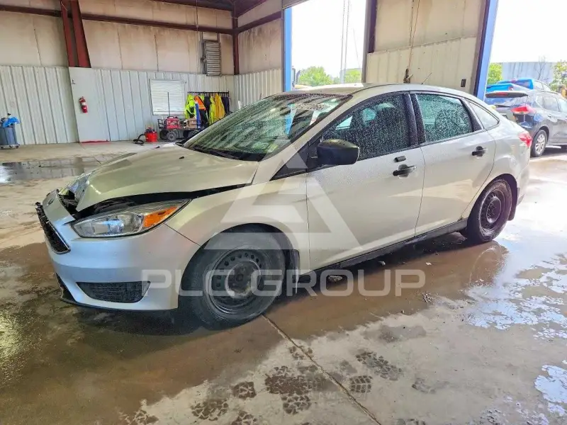 2016 Ford FOCUS фото