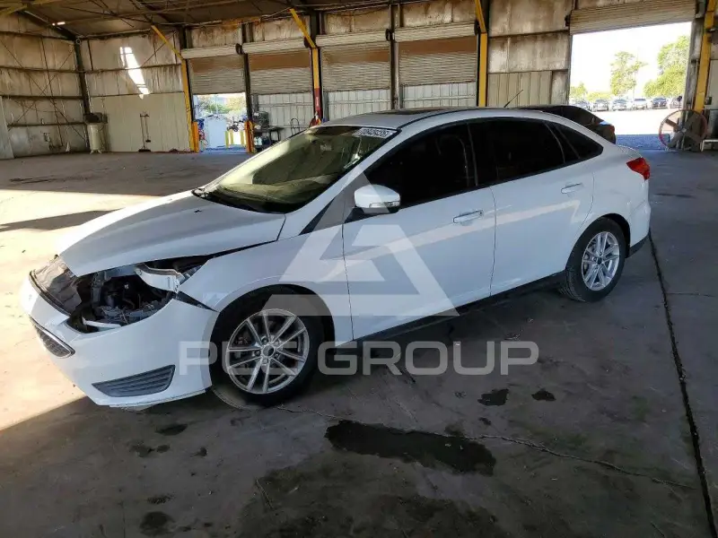 2016 Ford FOCUS фото