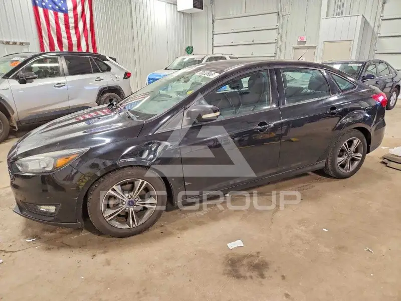 2016 Ford FOCUS фото