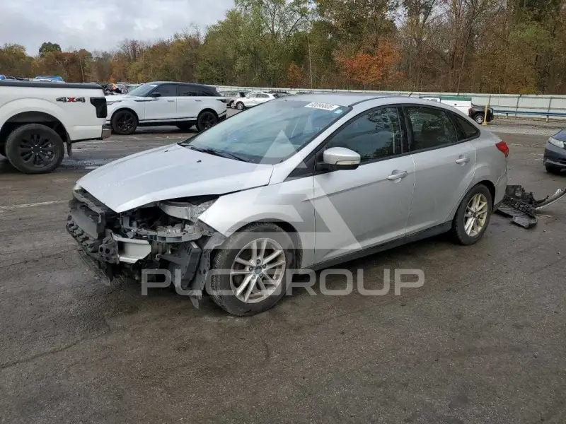 2016 Ford FOCUS фото