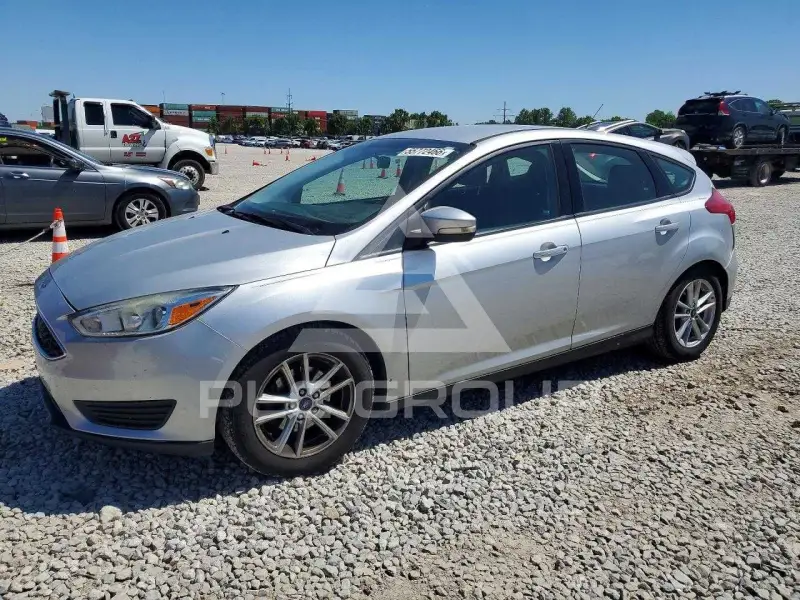 2016 Ford FOCUS фото