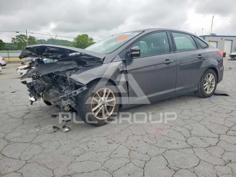 2016 Ford FOCUS photo