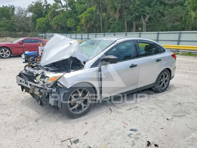 2016 Ford FOCUS фото