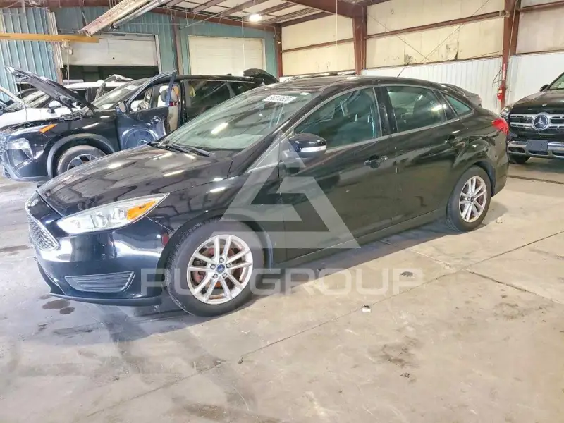 2016 Ford FOCUS photo