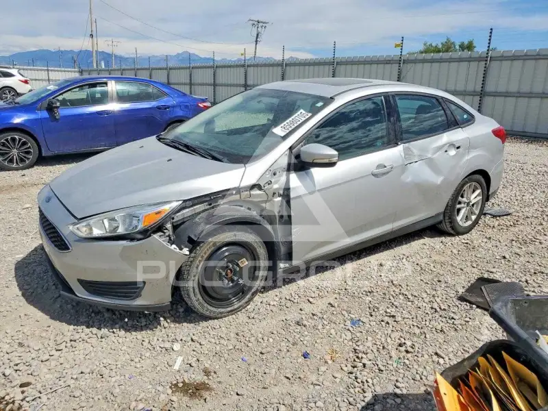 2016 Ford FOCUS фото
