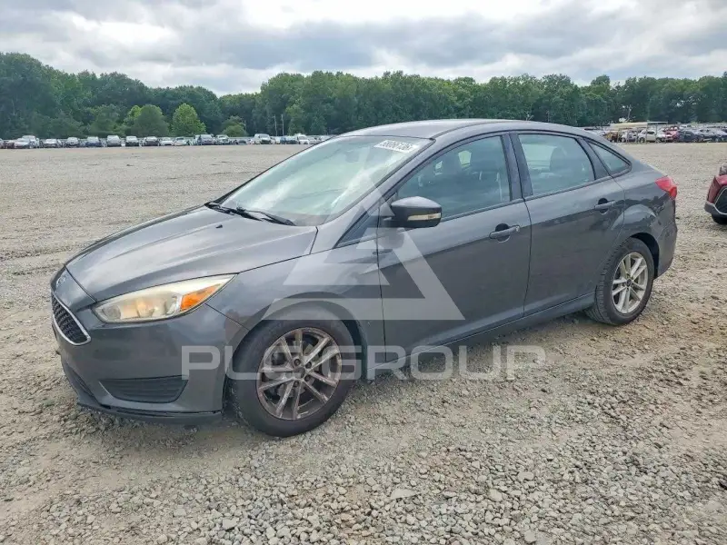 2016 Ford FOCUS photo