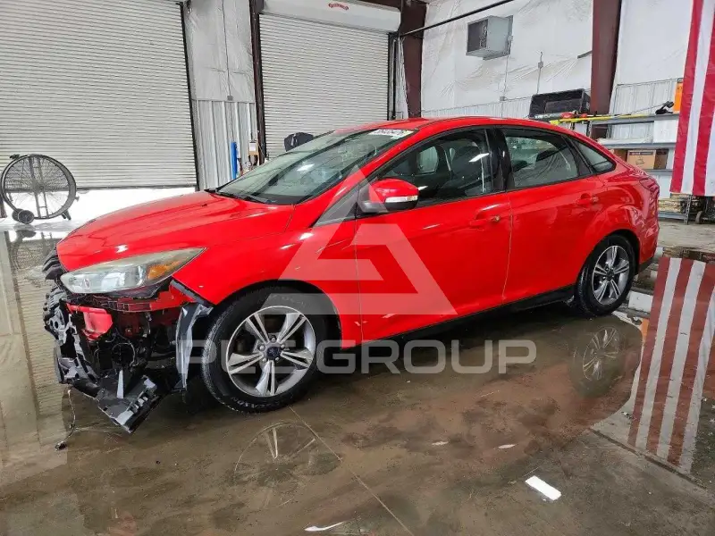 2016 Ford FOCUS фото