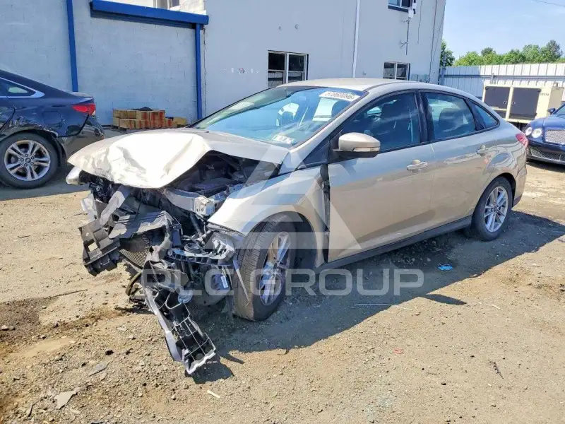 2016 Ford FOCUS photo