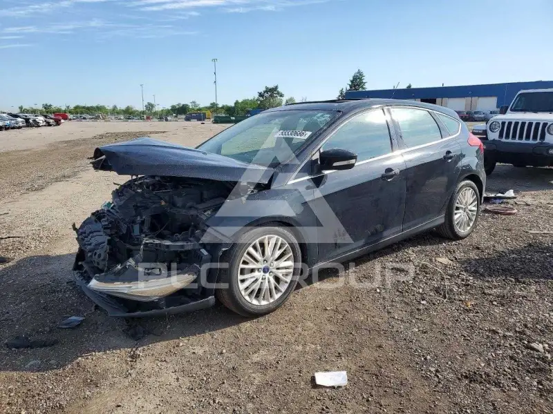 2016 Ford FOCUS фото