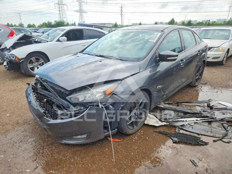 2016 Ford FOCUS фото