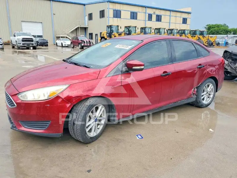 2016 Ford FOCUS photo