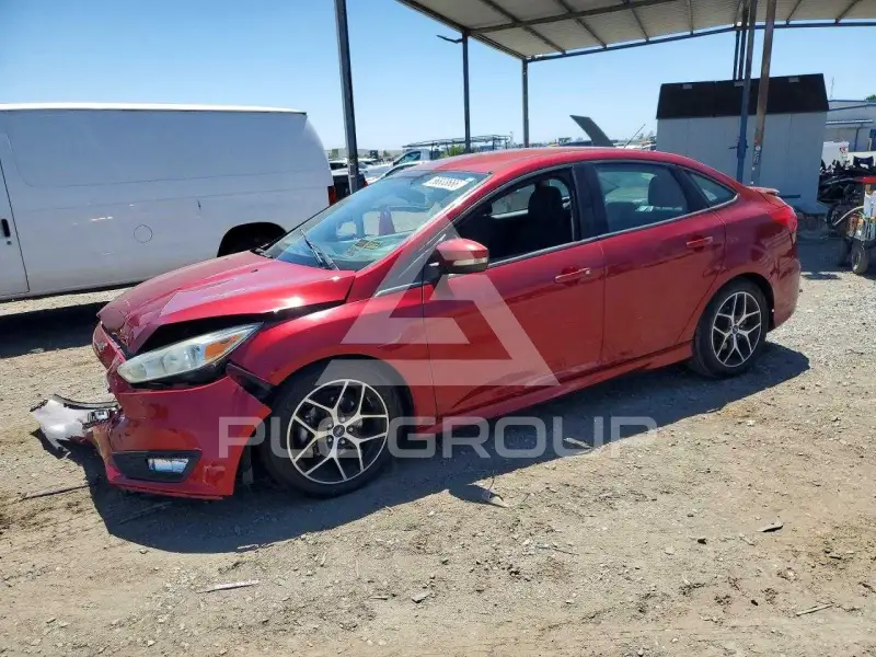 2016 Ford FOCUS фото