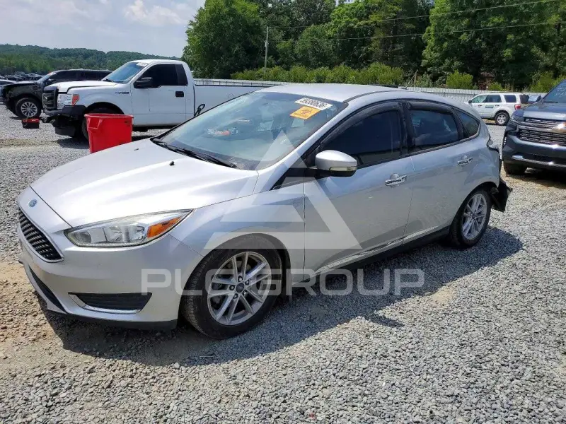2016 Ford FOCUS фото