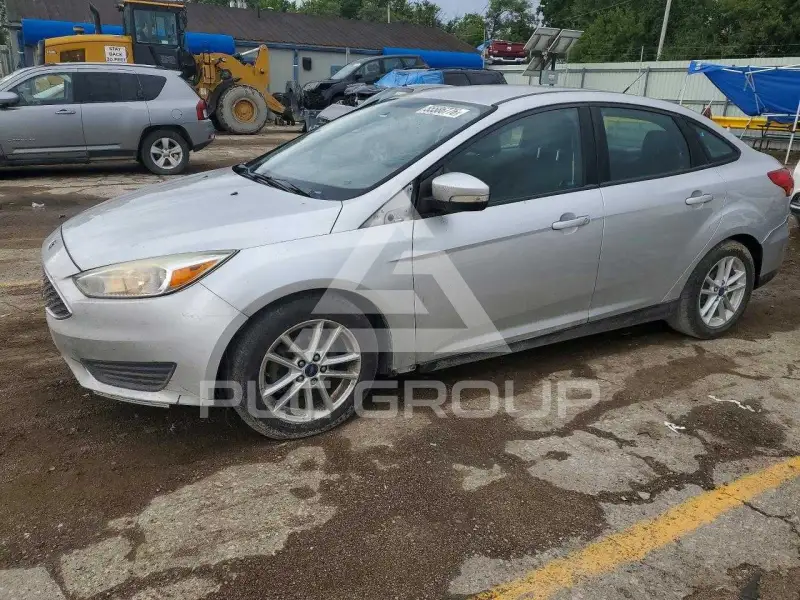 2016 Ford FOCUS фото