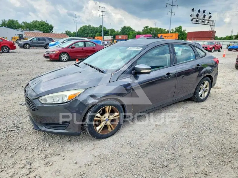 2016 Ford FOCUS photo