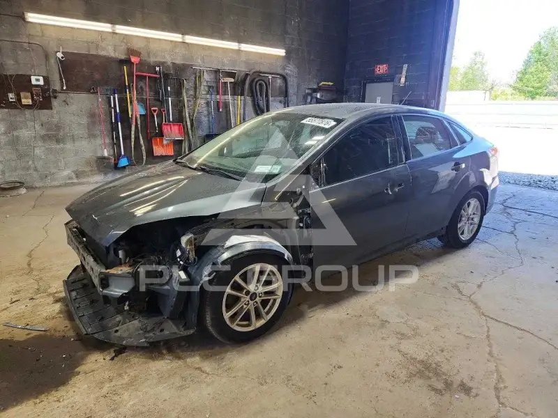 2016 Ford FOCUS фото