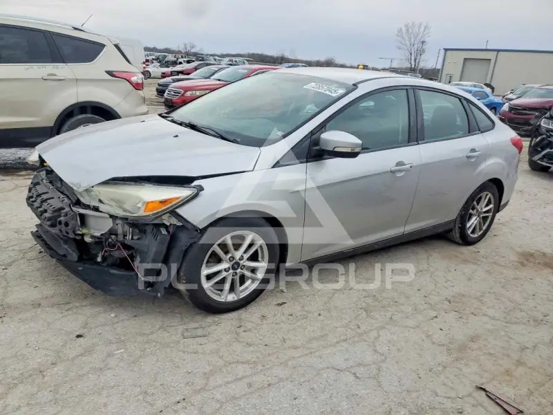 2016 Ford FOCUS photo