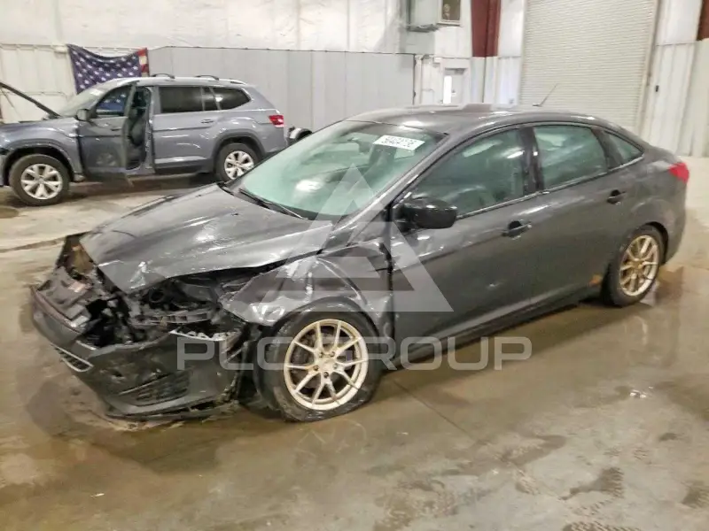 2016 Ford FOCUS photo
