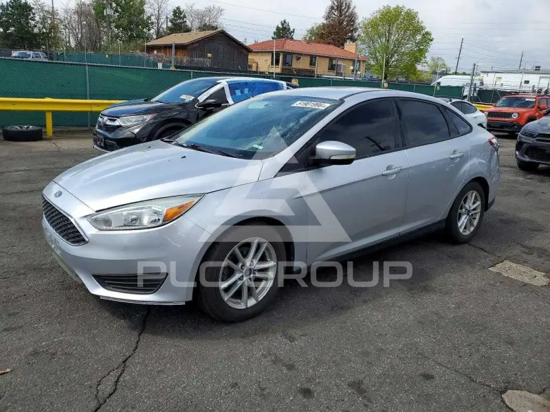 2016 Ford FOCUS photo