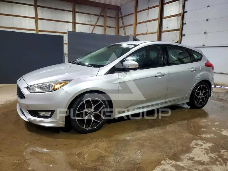 2016 Ford FOCUS фото
