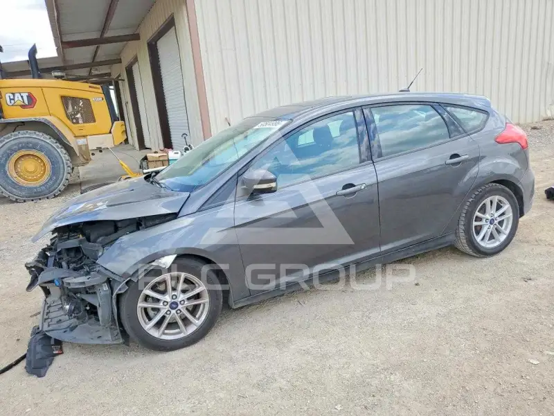 2016 Ford FOCUS фото