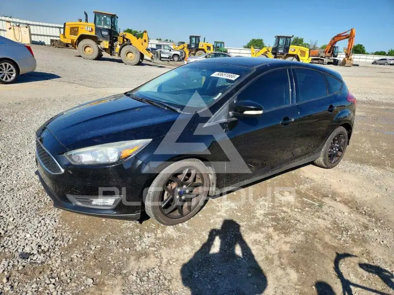 2016 Ford FOCUS photo
